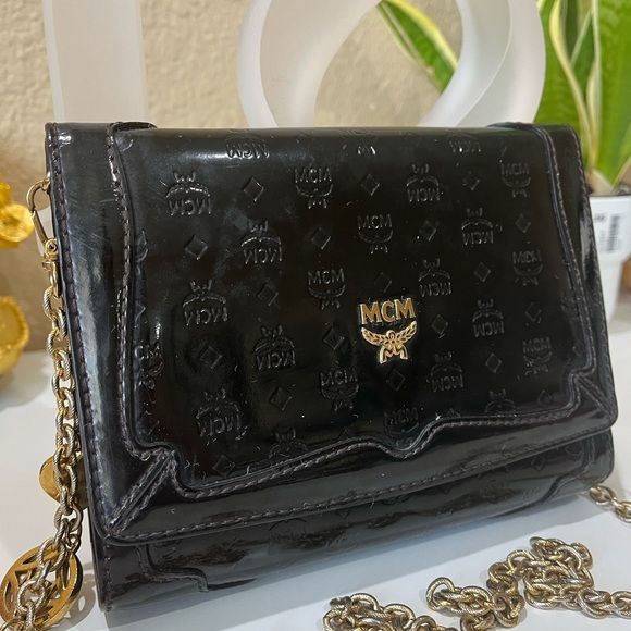 MCM Patent Sling Bag - Picture 3 of 15